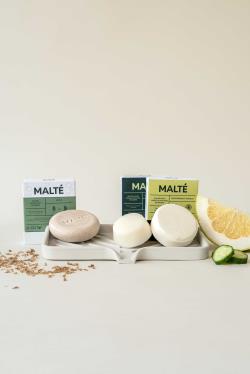 revitalisant et shampoing en barre et savon exfoliant