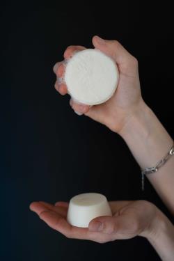 revitalisant et shampoing en barre main